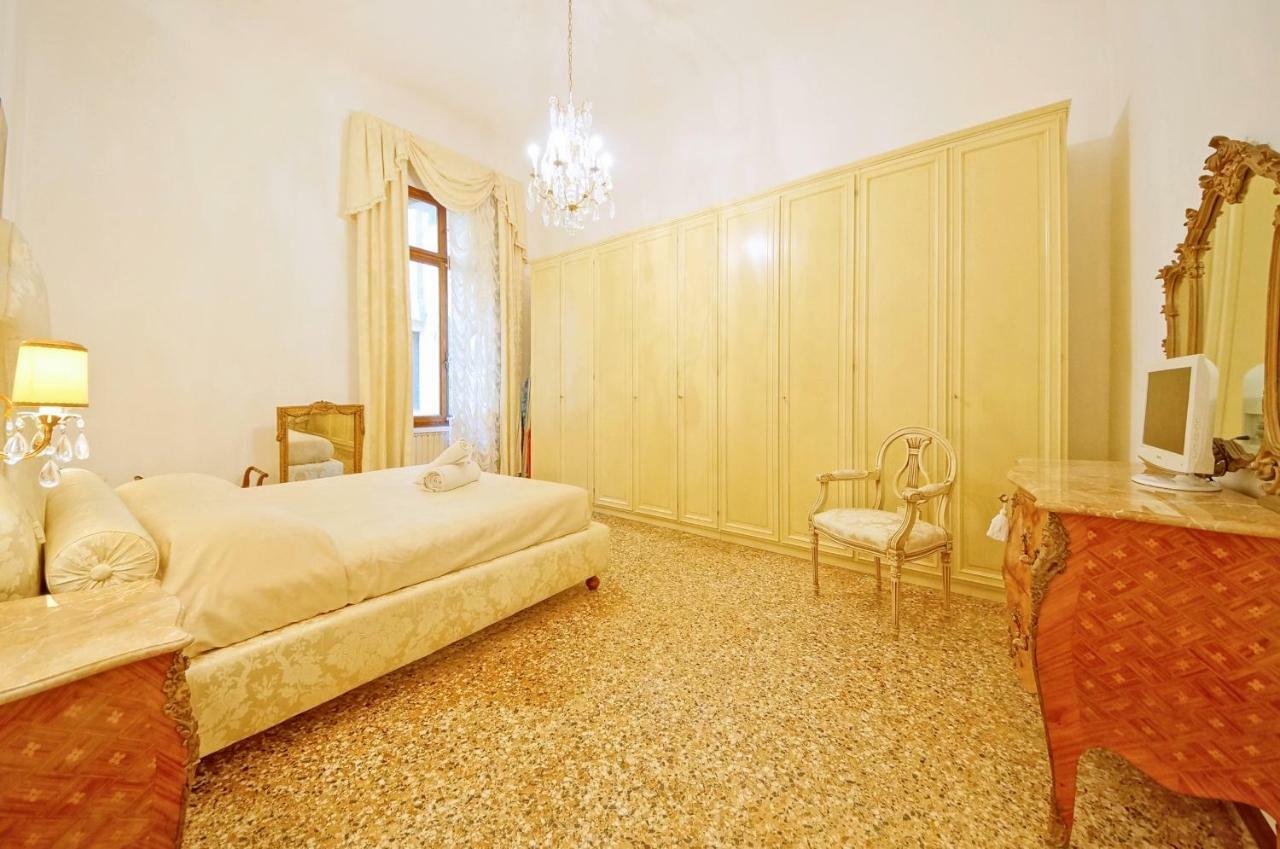 Dolcevita Apartments N 287 Венеція Екстер'єр фото